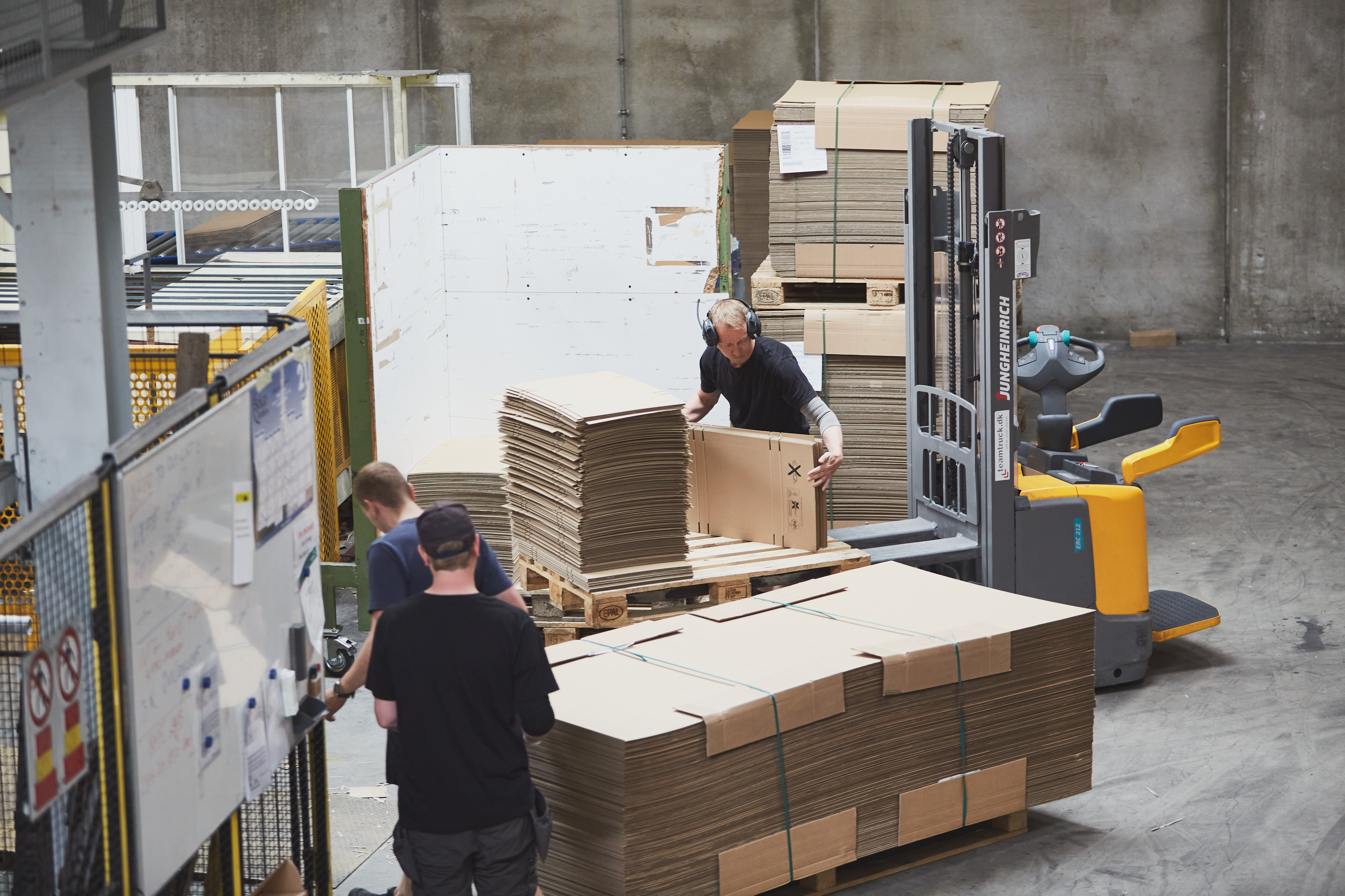 BOXEN_EMBALLAGE-FOTO_HENRIK_WAGNER_G-07-05-21-090